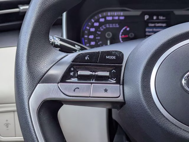2024 Shimmering Silver Hyundai Tucson SEL AWD SUV