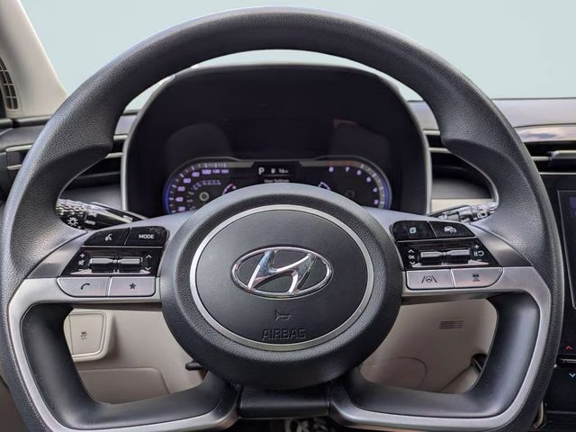 2024 Shimmering Silver Hyundai Tucson SEL AWD SUV