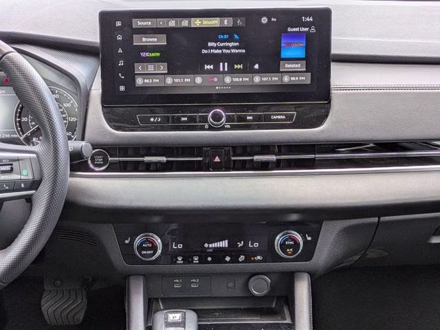 2025 Mitsubishi Outlander SE - Photo 20