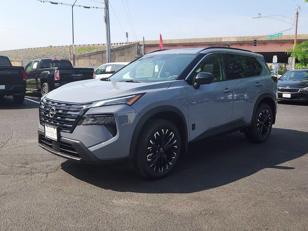 2026 Boulder Gray Pearl Nissan Rogue Dark Armor AWD SUV