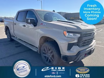 2022 Sand Dune Metallic Chevrolet Silverado 1500 LT Trail Boss 4X4 Truck