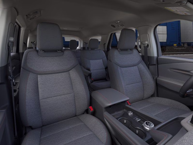 2026 Space White Metallic Ford Explorer Active 4X4 SUV