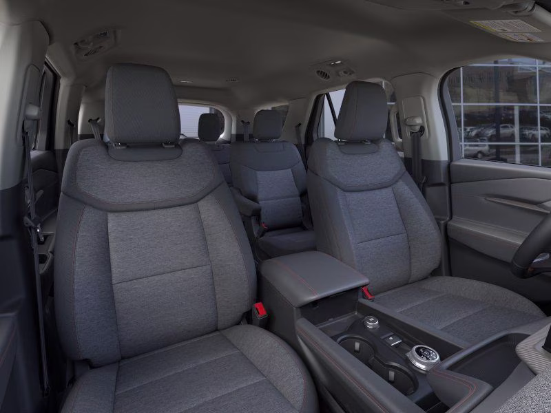 2026 Space White Metallic Ford Explorer Active 4X4 SUV