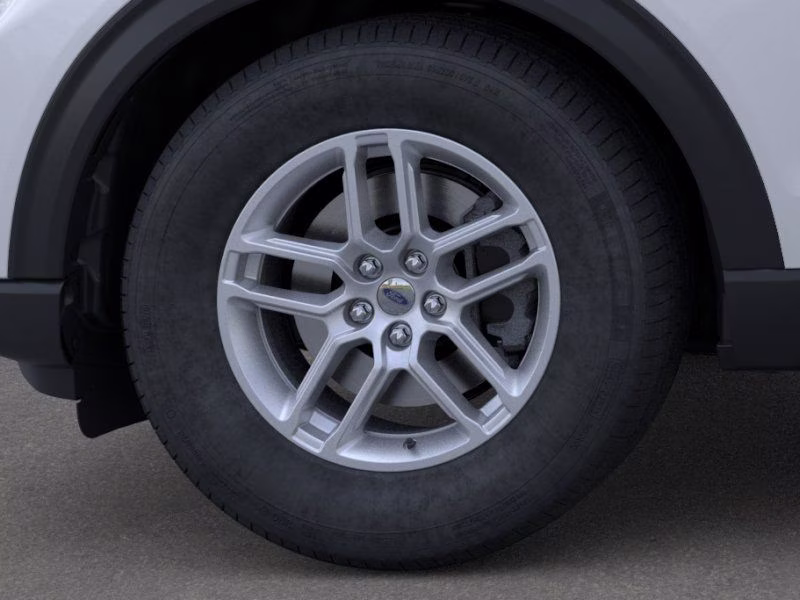 2026 Space White Metallic Ford Explorer Active 4X4 SUV