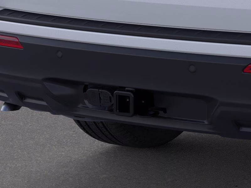 2026 Space White Metallic Ford Explorer Active 4X4 SUV
