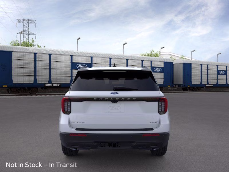 2026 Space White Metallic Ford Explorer Active 4X4 SUV