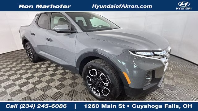 2024 Hampton Gray Hyundai Santa Cruz SE FWD Truck