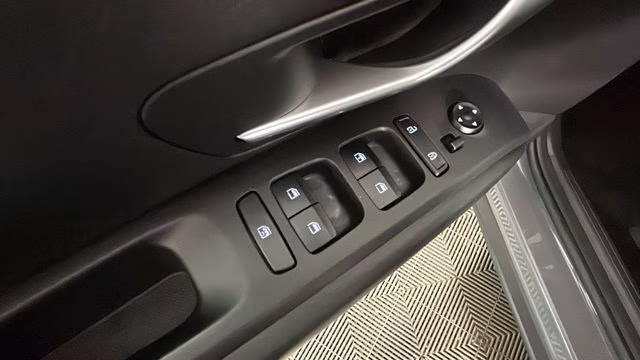 2024 Hampton Gray Hyundai Santa Cruz SE FWD Truck