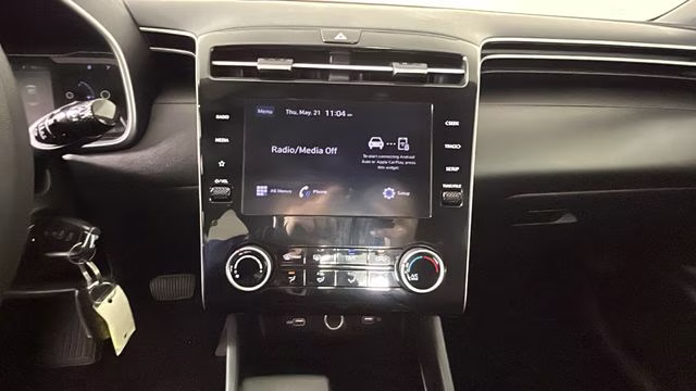 2024 Hampton Gray Hyundai Santa Cruz SE FWD Truck