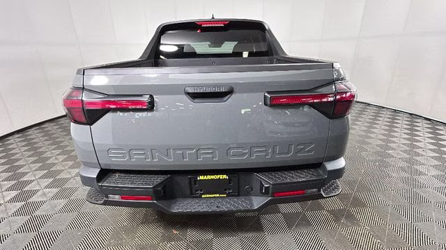 2024 Hampton Gray Hyundai Santa Cruz SE FWD Truck