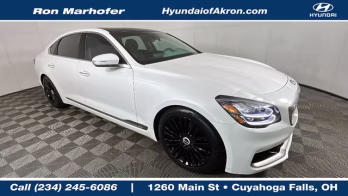 2019 Snow White Pearl Kia K900 Luxury AWD Sedan