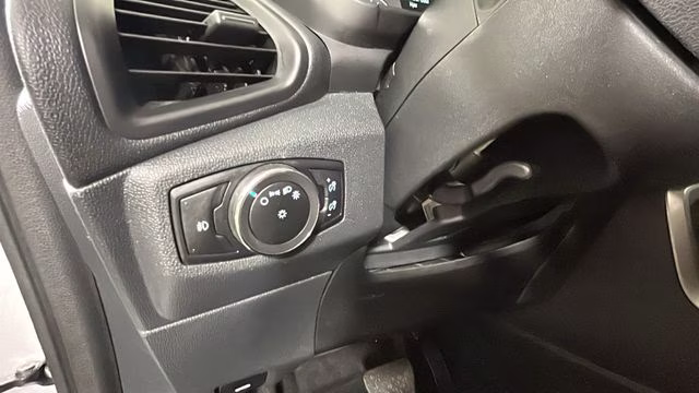 2021 Silver Metallic Ford EcoSport SE FWD SUV