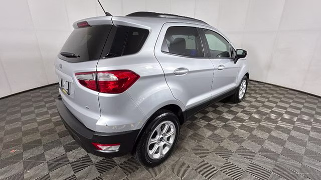 2021 Silver Metallic Ford EcoSport SE FWD SUV