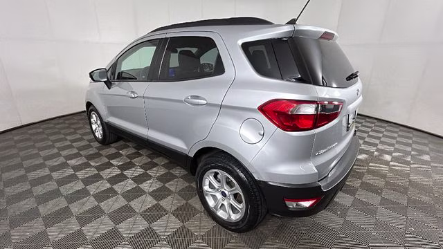 2021 Silver Metallic Ford EcoSport SE FWD SUV