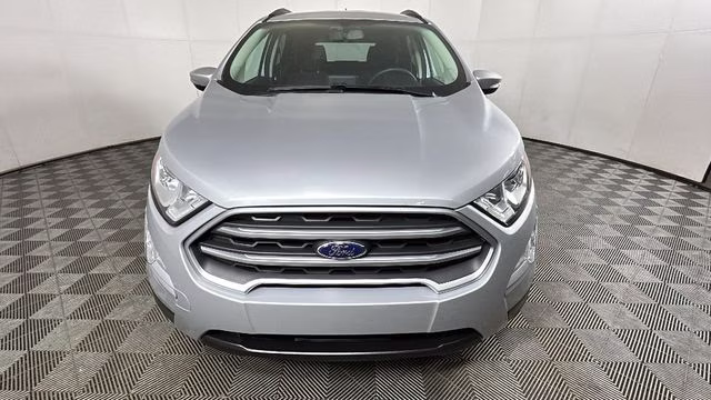 2021 Silver Metallic Ford EcoSport SE FWD SUV
