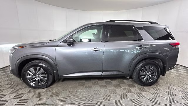 2024 Gun Metallic Nissan Pathfinder SV 4X4 SUV
