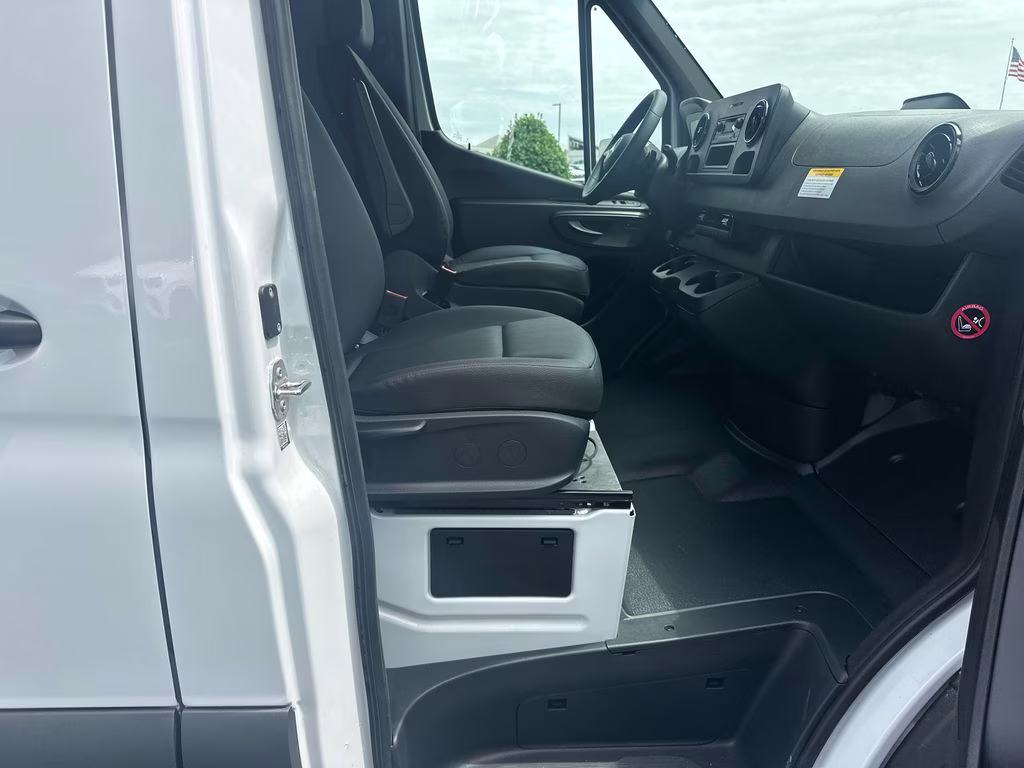 2025 Arctic Mercedes-Benz Sprinter 2500 Cargo 144 WB RWD Van
