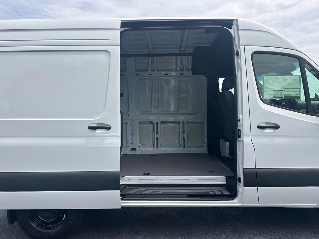 2025 Arctic Mercedes-Benz Sprinter 2500 Cargo 144 WB RWD Van