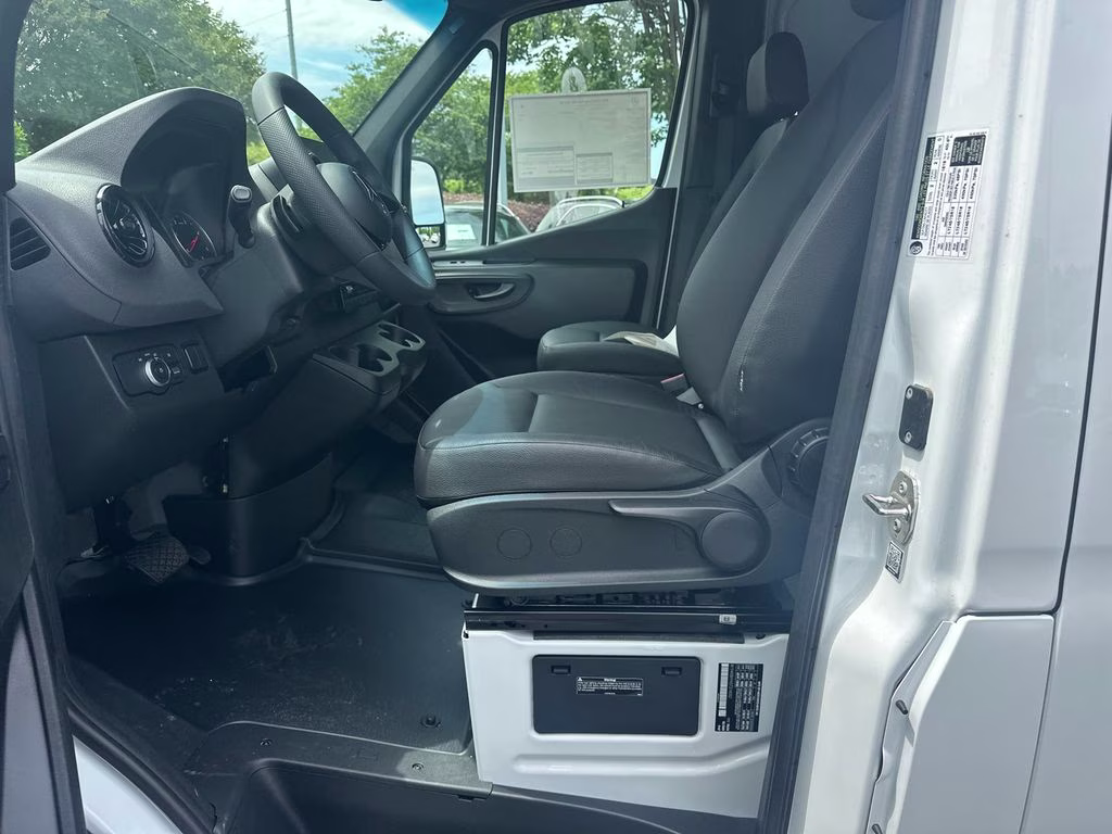 2025 Arctic Mercedes-Benz Sprinter 2500 Cargo 144 WB RWD Van