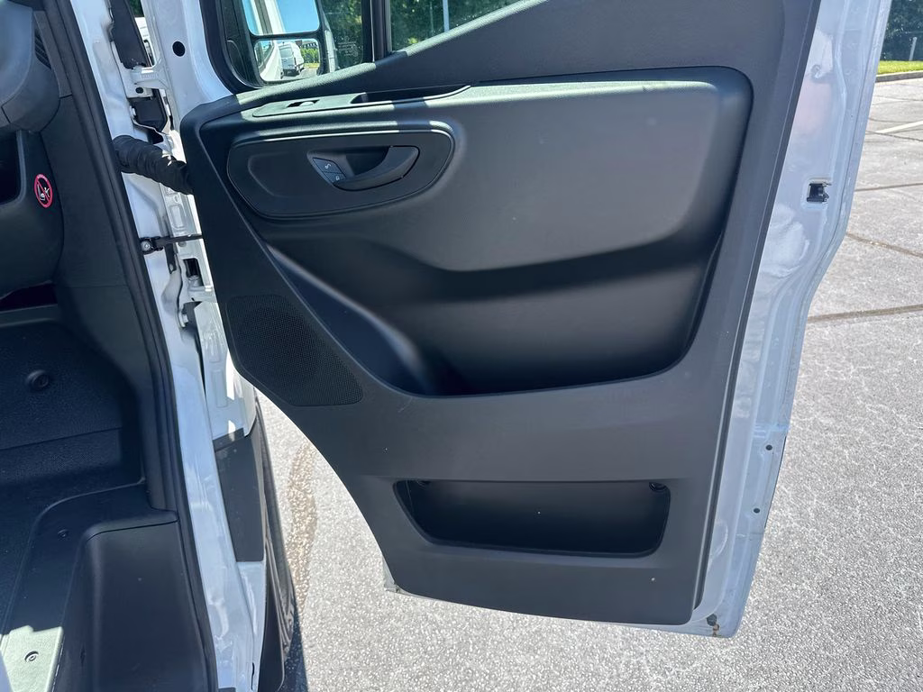 2025 Arctic Mercedes-Benz Sprinter 2500 Cargo 144 WB RWD Van