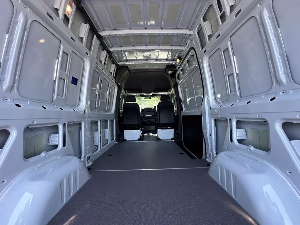 2025 Arctic Mercedes-Benz Sprinter 2500 Cargo 144 WB RWD Van