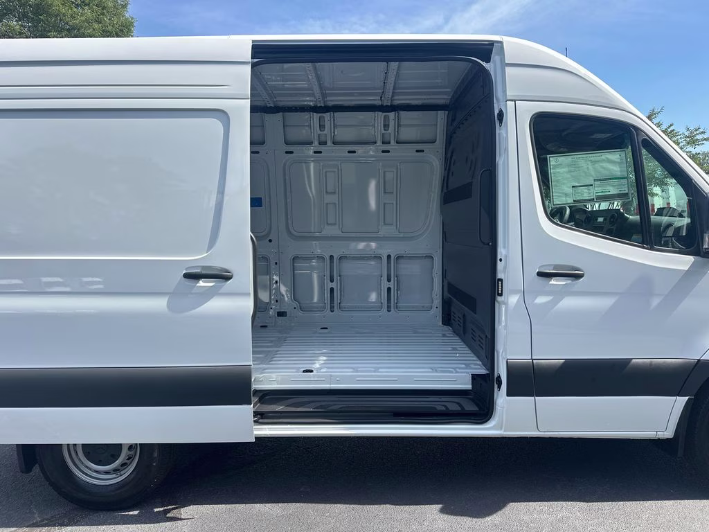 2026 Arctic Mercedes-Benz Sprinter 2500 RWD Van