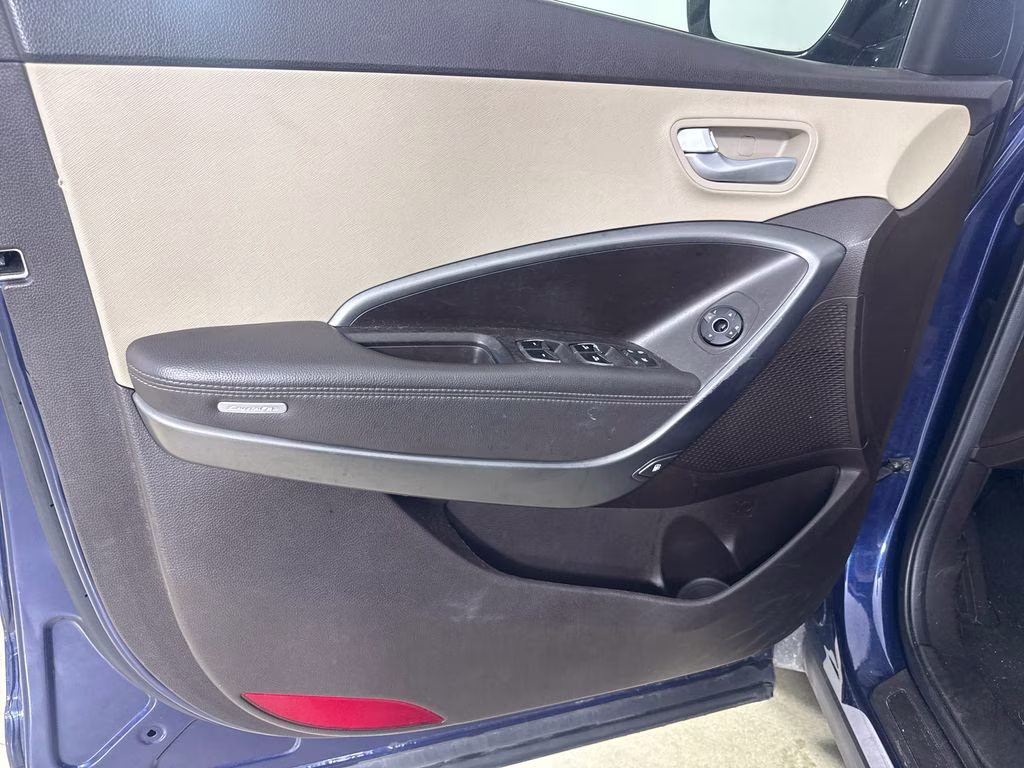 2017 Marlin Blue Hyundai Santa Fe Sport 2.4 Base FWD SUV