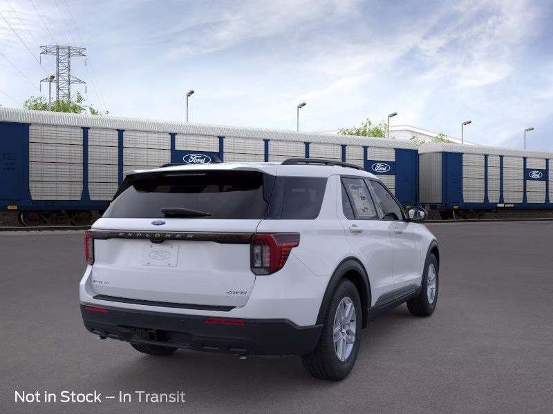2026 Space White Metallic Ford Explorer Active 4X4 SUV
