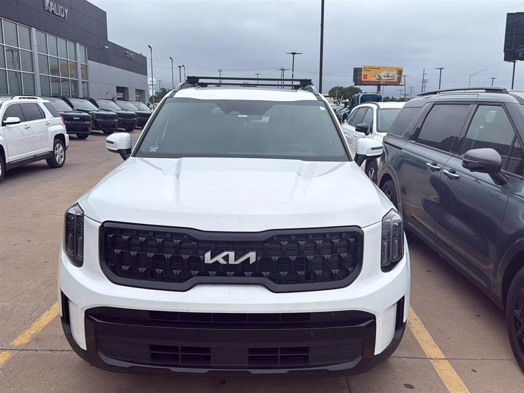 2023 Glacial White Pearl Kia Telluride EX X-Line AWD SUV