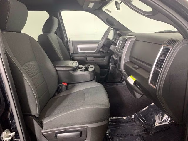 2023 Diamond Black Crystal Pearlcoat Ram 1500 Classic Warlock 4X4 Truck