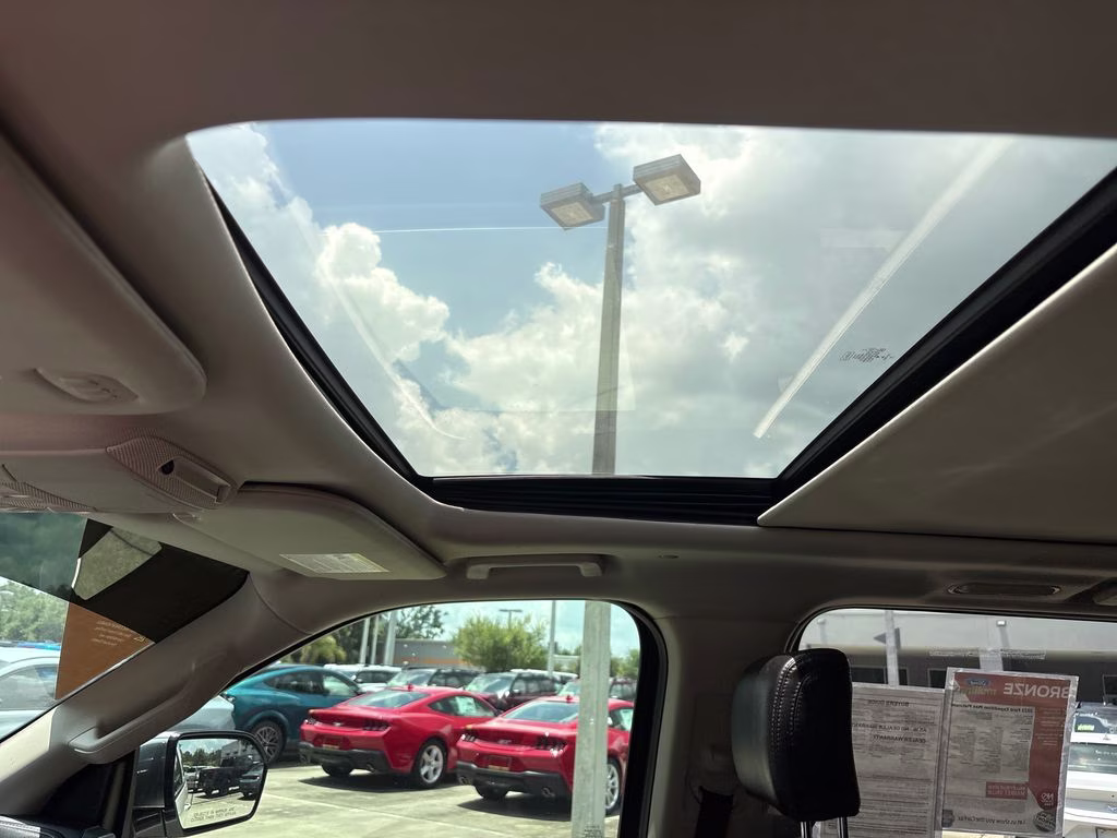 2021 White Metallic Ford Expedition Max Platinum 4X4 SUV