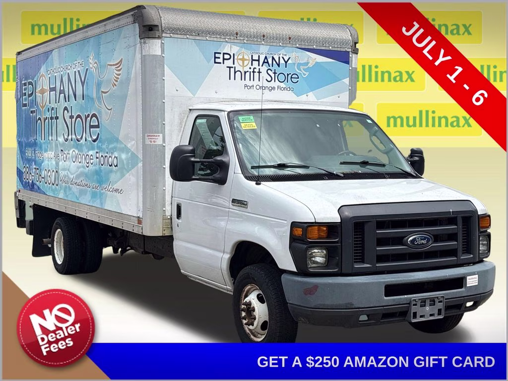 2016 Oxford White Ford E-350SD Base RWD Truck