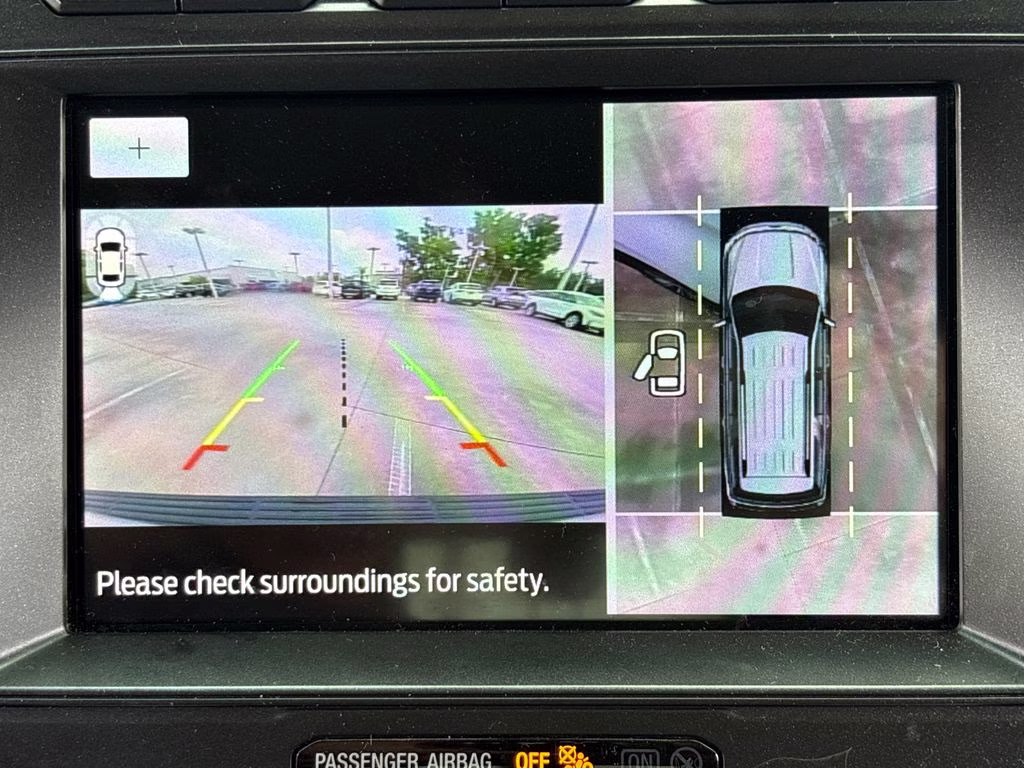 2021 White Metallic Ford Expedition Max Platinum 4X4 SUV