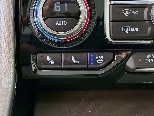 2024 Sterling Metallic GMC Yukon Denali 4X4 SUV