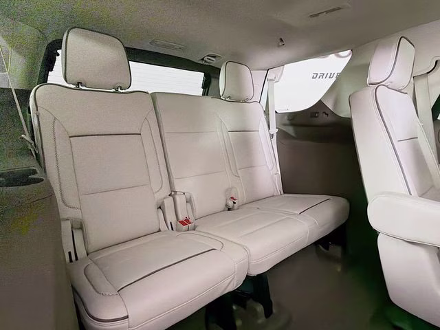 2024 Sterling Metallic GMC Yukon Denali 4X4 SUV