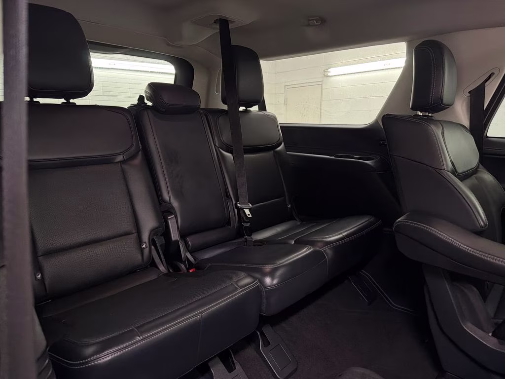 2025 Oxford White Ford Expedition Max Platinum 4X4 SUV