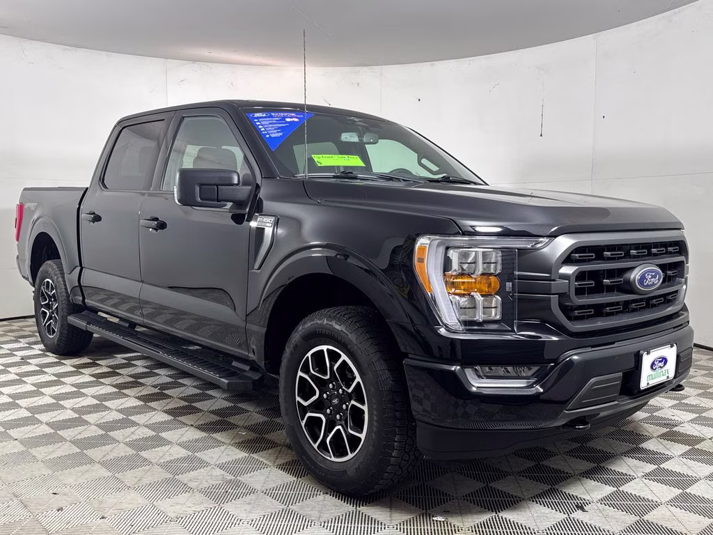 2023 Black Metallic Ford F-150 XLT 4X4 Truck