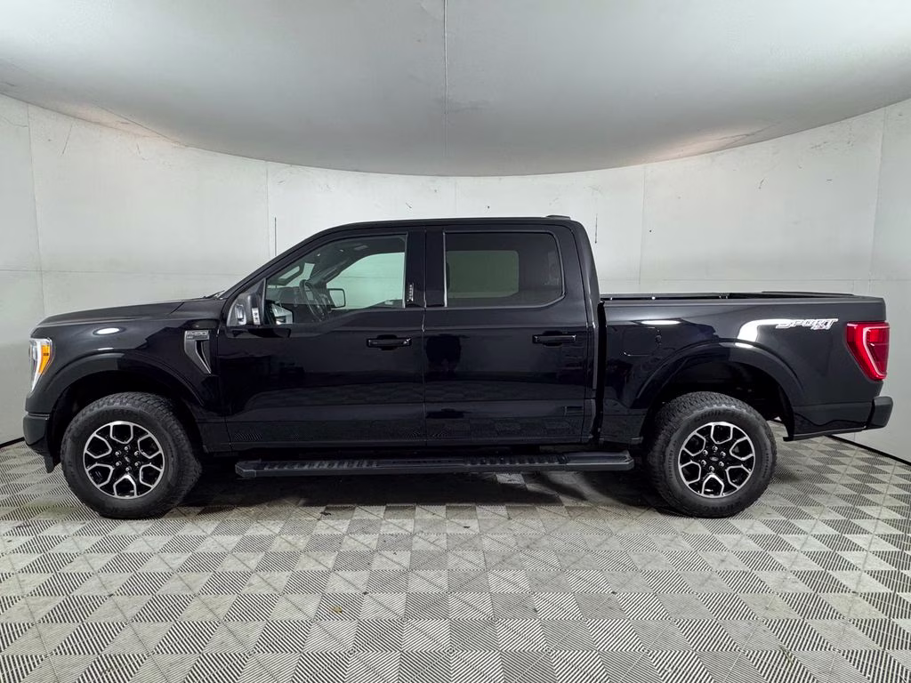 2023 Black Metallic Ford F-150 XLT 4X4 Truck