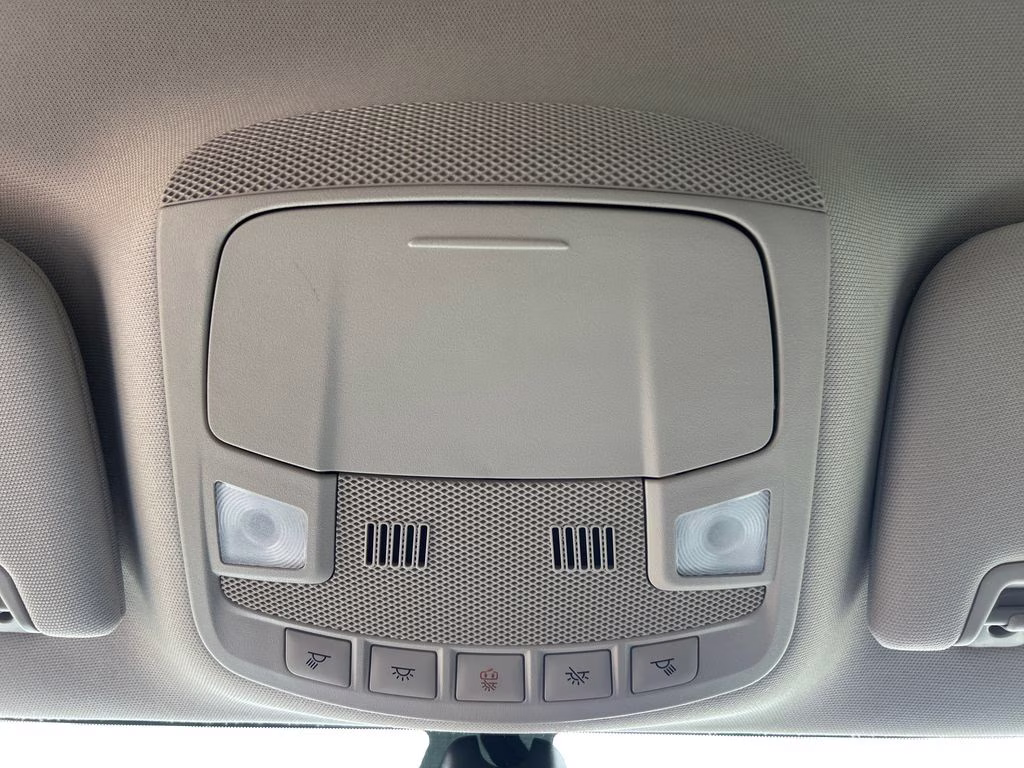 2019 Magnetic Metallic Ford Fusion SE FWD Sedan