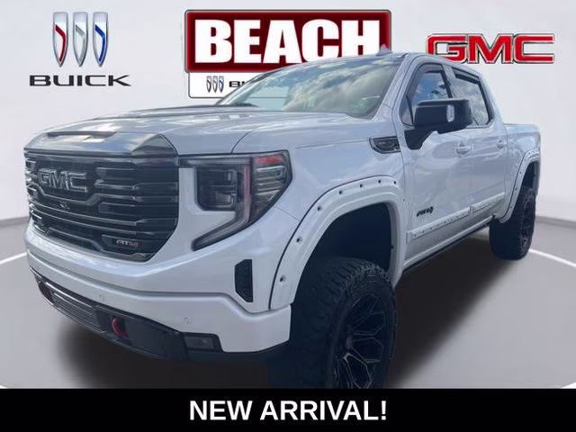 2023 Summit White GMC Sierra 1500 AT4 4X4 Truck