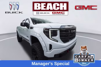 2023 Summit White GMC Sierra 1500 AT4 4X4 Truck