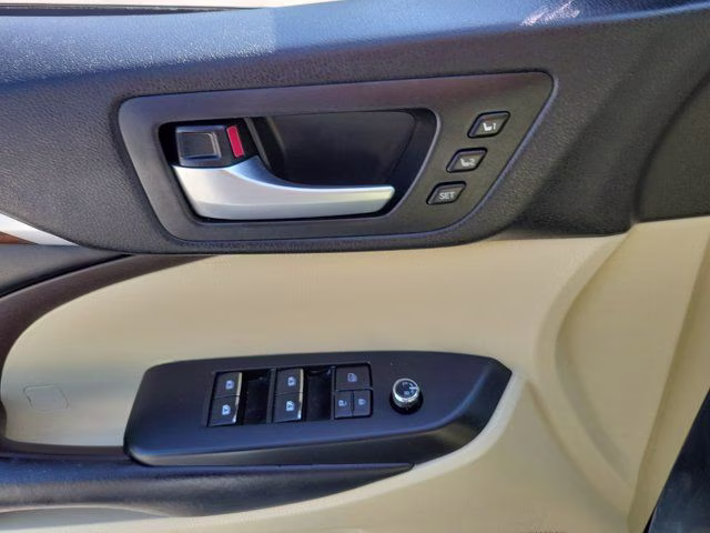 2019 Shoreline Mist Toyota Highlander Limited FWD SUV