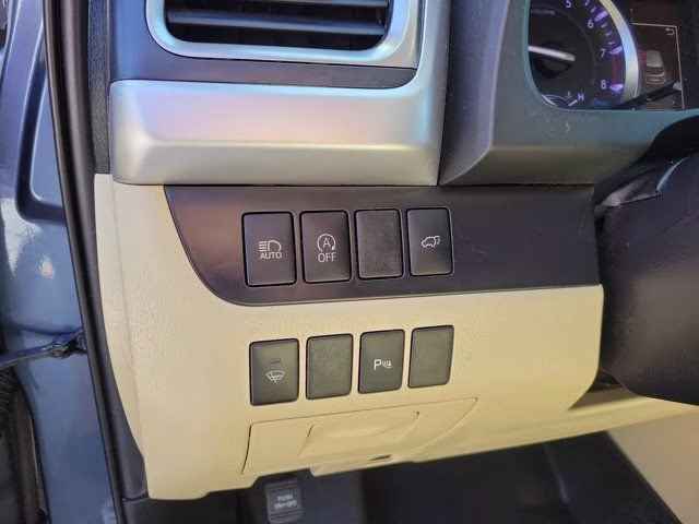 2019 Shoreline Mist Toyota Highlander Limited FWD SUV