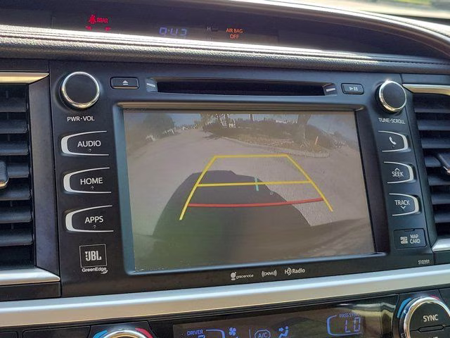 2019 Shoreline Mist Toyota Highlander Limited FWD SUV