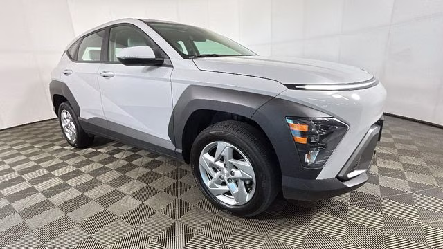 2025 Cyber Gray Metallic Hyundai Kona SE AWD SUV