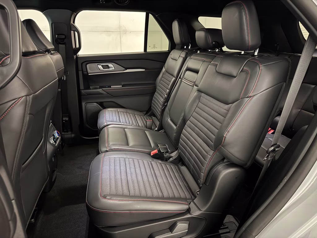 2026 Space White Metallic Ford Explorer ST-Line RWD SUV