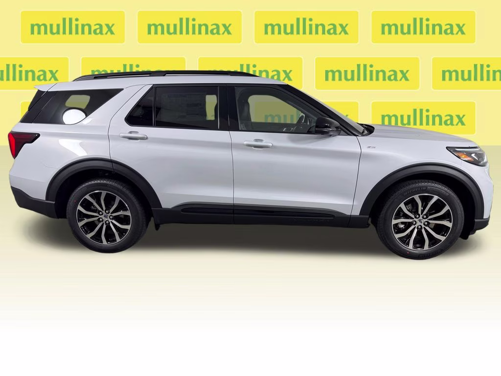 2026 Space White Metallic Ford Explorer ST-Line RWD SUV