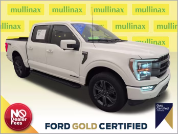 2023 Star White Metallic Tri-Coat Ford F-150 Lariat 4X4 Truck
