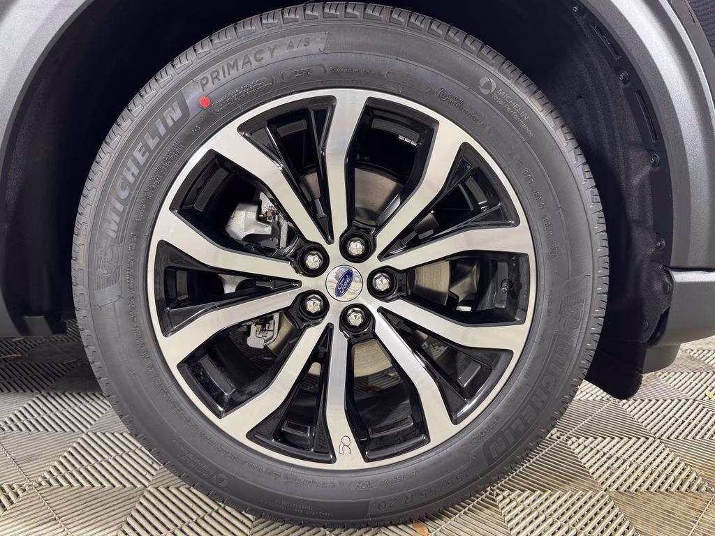 2026 Agate Black Metallic Ford Explorer ST-Line RWD SUV
