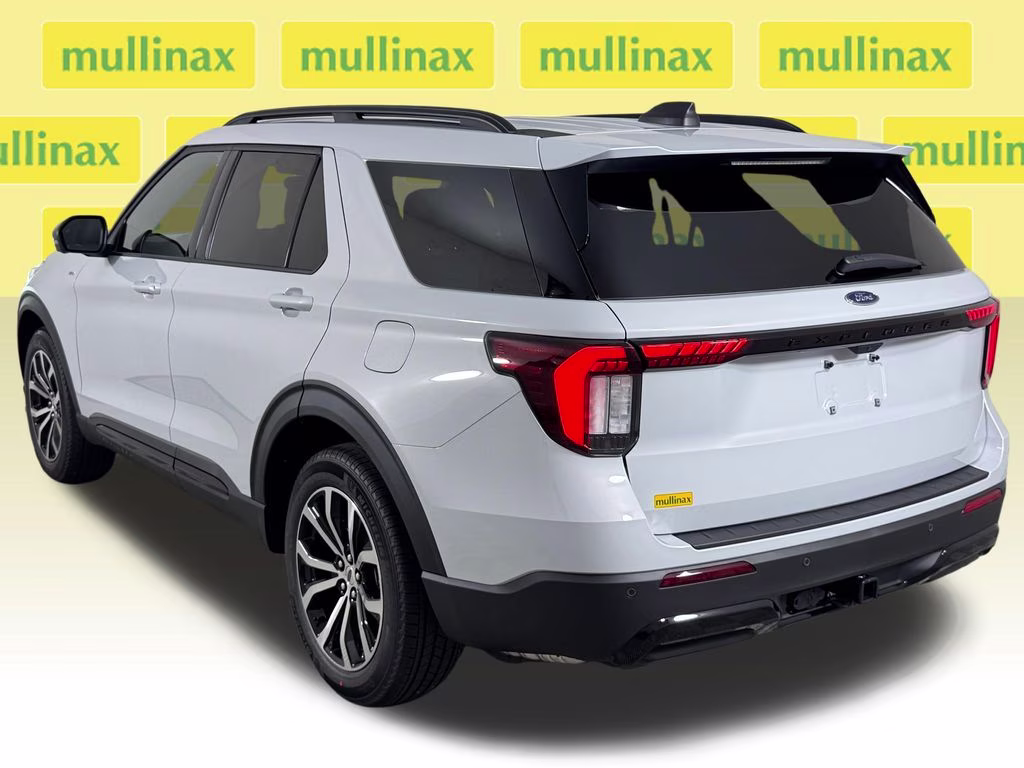 2026 Space White Metallic Ford Explorer ST-Line RWD SUV